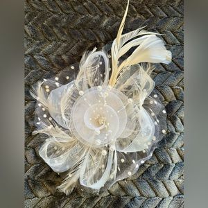 White Flower Hair Accessory